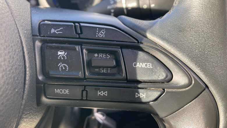 Toyota Yaris 1.5 Hybrid Design 5dr CVT Hybrid Hatchback